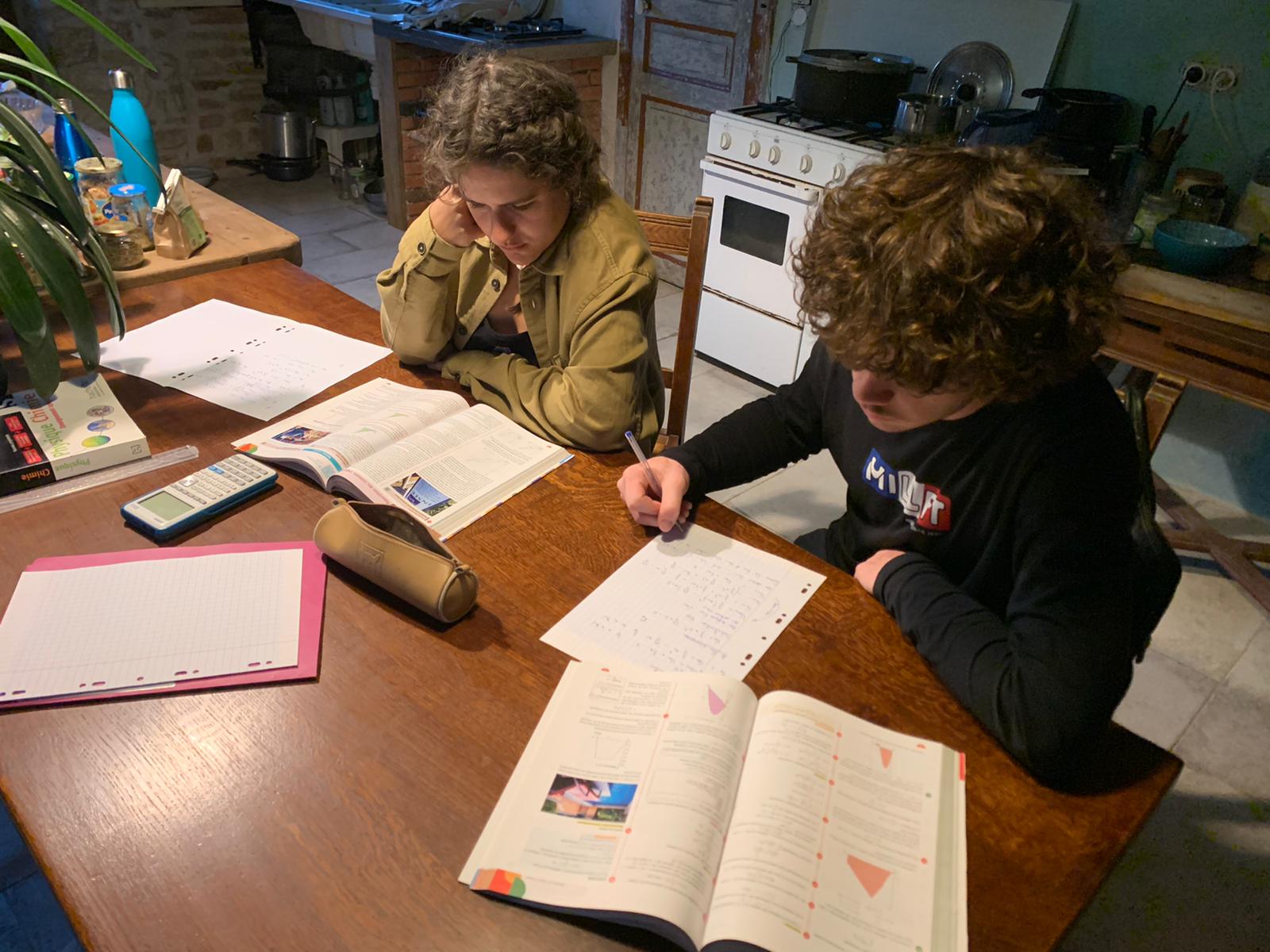 Cours particuliers à domicile Cours particuliers à domicile Auxerre